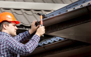 gutter repair Ulceby Skitter, Lincolnshire